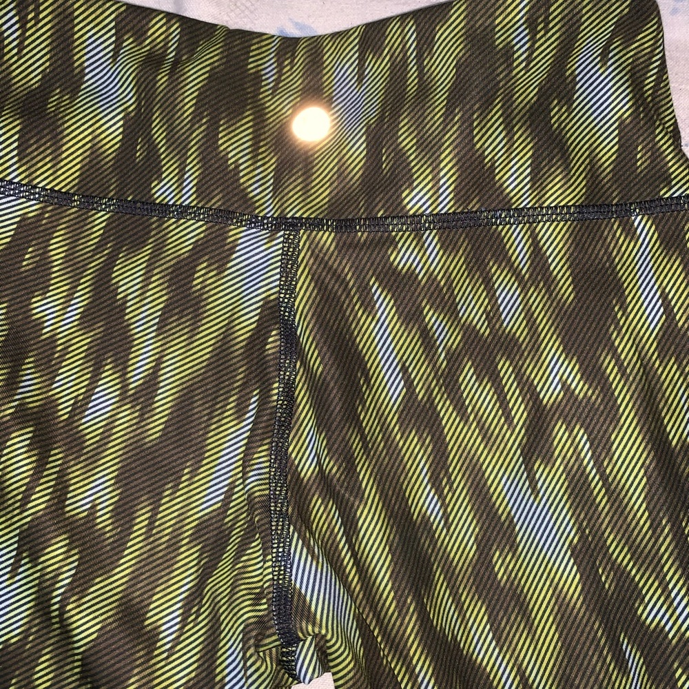 lululemon leggings size 4